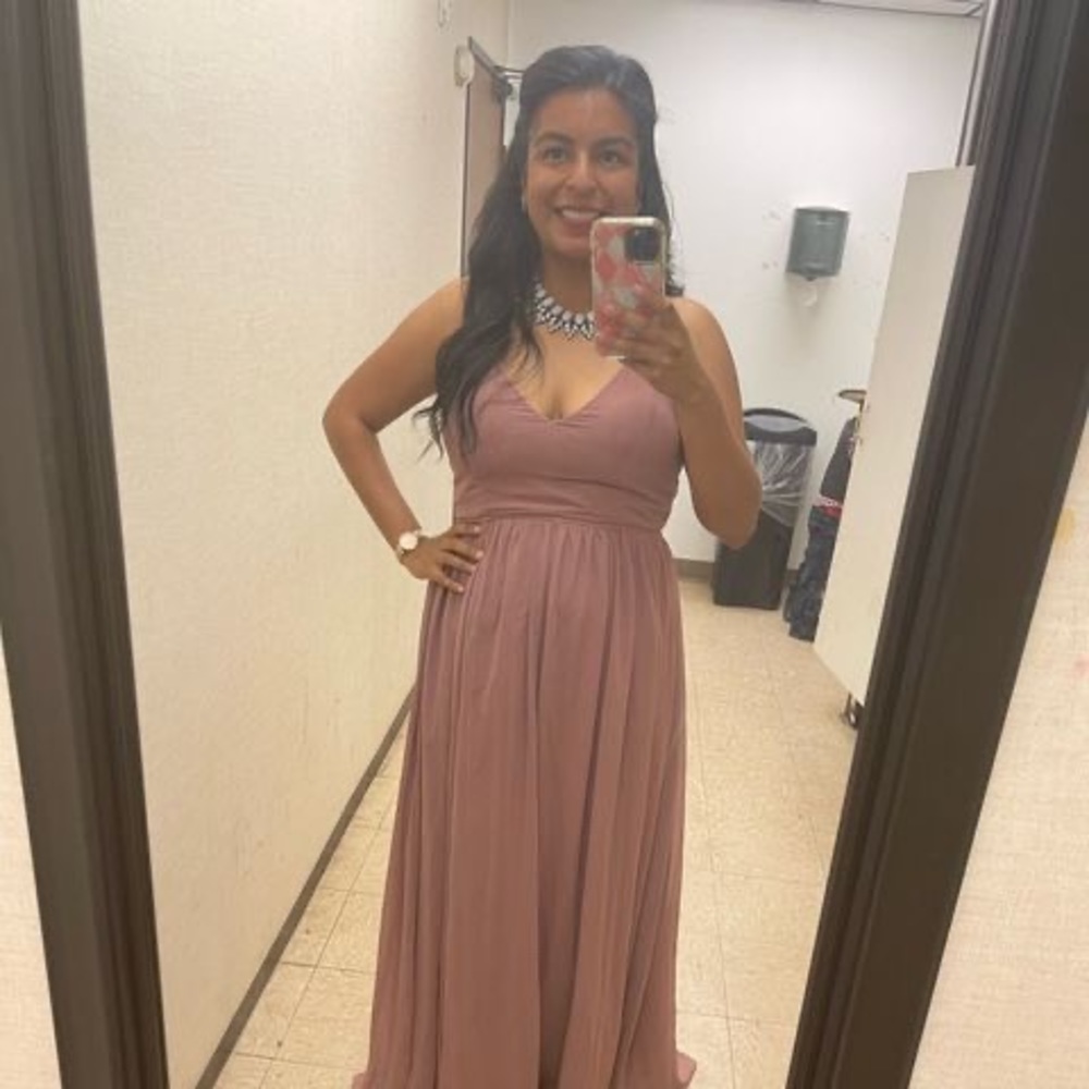 Meet your Posher, Leticia